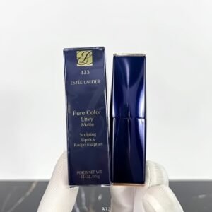 💹35✍️专柜版本
雅诗兰黛口红!色号:333-420-557。