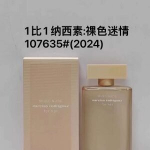 💹50✍️专柜版本
纳西素香水100ml！味道：107635裸色迷情。