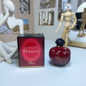 💹50✍️专柜版本
迪奥Dior 蛊媚奇葩/红毒 女士香水红毒浓香100ml Hypnotic Poison Eau de Parfum

品牌：迪奥
香调：东方美食调
前调：甘草 杏仁
中调：茉莉 橙花
后调：零陵香豆 香草
调香师：Francois Demachy