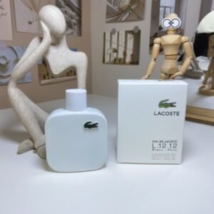 💹45✍️专柜版本
鳄鱼白色100ml
Lacoste Eau de Lacoste L.12.12.White,2011
品牌:鳄鱼
属性:男香
香调:芳香木质调
前调:葡萄柚迷迭香小豆蔻
中调:依兰晚香玉
后调:绒面革雪松皮革香根草