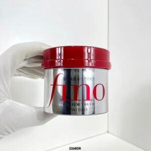 💹25✍️专柜版本
资生堂fino发膜230g!大赏日本美发类的冠军,含有7种美容液,保湿、修复、光泽。FINO绝对是资生堂最高档最顶级修护能力最强劲的一个。
绝对惊喜!COSME大赏日本美发类的冠军,含有7种美容液,保湿、修复、光泽。FINO绝对是资生堂最高档最顶级修护能力最强劲的一个洗护系列。能让头发恢复柔亮,洗发后 头发擦干,把发膜抹在头发上,静待10分钟左右冲掉,土豪可以直接把它当护发素用,这绝对一买再买的单品!