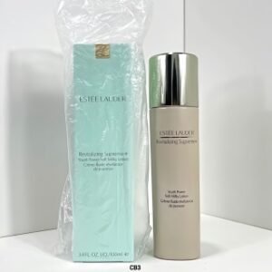 💹50✍️专柜版本
新版 雅诗兰黛智妍乳液100ml ，二代新版雅诗兰黛多郊智妍乳液100ML!慕斯质地，一抹即融，水油平衡，淡淡的香味很好闻👌渗透性很强吸收超快，深度补水💦用完肌肤水水润润，上妆的时候也超服帖，T区完全不会腻，但是脸颊能明显感觉到喝饱了水，必须为它疯狂打call👍香味是雅诗兰黛一贯的好闻味道。