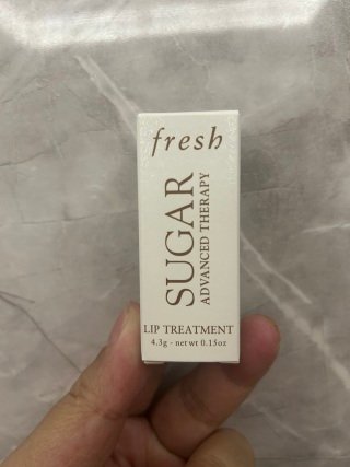 💹35✍️专柜版本
馥蕾诗黄糖润唇膏4.3g!