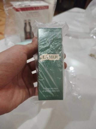 💹25✍️专柜版本
海蓝之谜焕肤精华30ml,件96
批次AC3