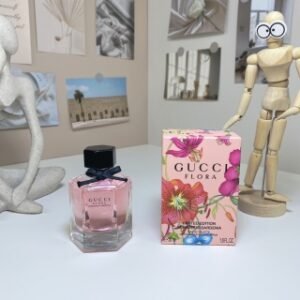 💹42✍️专柜版本,50ml-100ml
古驰 绚丽栀子花/花之舞粉色栀子花 香水50ml-100ml