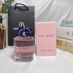 💹45✍️专柜版本
阿玛尼我的方式女士浓香水!
edp浓香90ml,edp幻沙浓香90ml。edp浓香磨砂瓶90ml!