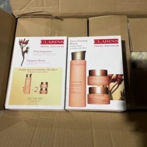 💹135✍️明通版本，一套
娇韵诗弹簧水三件套（弹簧水200ml+日晚霜50ml)
件12套，现货供应[微笑]