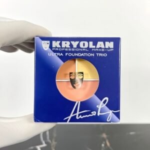 💹42✍️专柜版本
德国歌剧面具3色遮瑕盘🔜德国面具❗️2️⃣色：中国色/大块黄。德国歌剧魅影面具三色遮瑕盘40g。