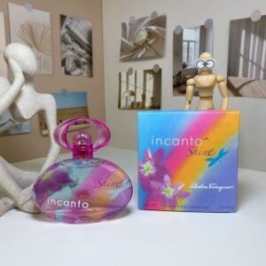 💹50✍️专柜版本
Ferragamo菲拉格慕🍃 梦中彩虹香水闪耀光采100ml
香调：清新花果香调
前调：百香果、忍冬
中调：茉莉 、土耳其玫瑰
后调：白麝香、阿米香树木