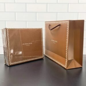 💹55✍️专柜版本
祖马龙英国梨留香美肌三件套 身体乳100ml 沐浴露100ml 香水30ml 配礼袋+中文标 打12 件24