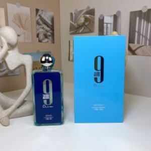 💹65✍️专柜版本
阿芙南之香Afnan 蓝色9am Dive 100ml,2022
品牌：阿芙南之香
属性：中性香
香调：水生芳香调
前调：薄荷柠檬粉红胡椒黑加仑
中调：苹果焚香雪松
后调：广藿香生姜檀香木茉莉