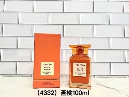 💹45✍️专柜版本
TF苦桃 香水100ml
