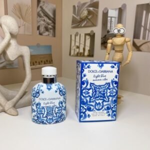 💹50✍️专柜版本
杜嘉班纳浅蓝青花瓷edt男士浓香水100ml
杜嘉班纳浅蓝青花瓷edt女士浓香水100ml
杜嘉班纳浅蓝爱在卡普里岛男士浓香100ml
杜嘉班纳浅蓝爱在卡普里岛女士浓香100ml