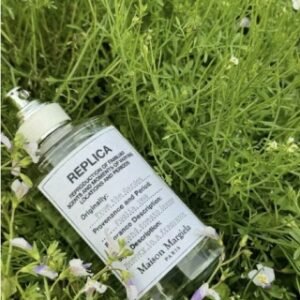 💹45✍️专柜版本
马丁马吉拉新味道100ml   番茄园子，游乐场之夜