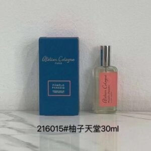 💹35✍️专柜版本
新版欧珑香水30ml味道：柚子天堂，无极乌龙，雪松之恋，加州柑橘，赤霞橘光！