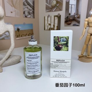💹45✍️专柜版本
马丁马吉拉香水100ml!味道:游乐场之夜,番茄园子。