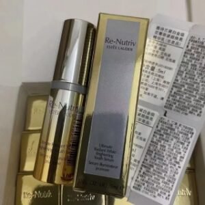 💹26✍️明通版本,
新品 雅诗白金级花菁萃紧颜焕亮精华乳/白月光精华5ml小样,全对版,打12支,配中文标