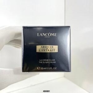 💹30✍️专柜版本
兰蔻黑金面霜中样15ml!作为兰蔻家最高级别系列的面霜这种15ml中样真的不要太香啊,它的使用感真的是很牛了~好用~巨好用含有20%的玻色因+玫瑰精萃。