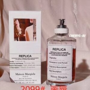 💹45✍️专柜版本
马丁马吉拉香水100ml!味道:画唇。