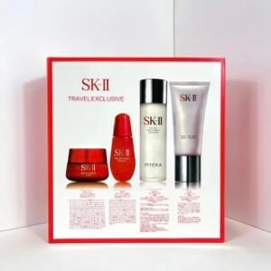 💹55✍️普通
SK2正装四件套！全套新版升级。内含：磨砂瓶面霜80g，磨砂瓶红灯泡精华50ml，神仙水160ml，洗面奶120ml。