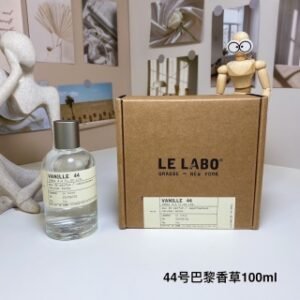 💹45✍️专柜版本,
实验室新味道100ml香水:9号,17号,41号,44号