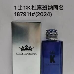 💹50✍️专柜版本
DG杜嘉班纳皇冠 K同名男士 100ml。#187911（2024）
DG杜嘉班纳皇冠Q同名女士100ml。#187829（2024）