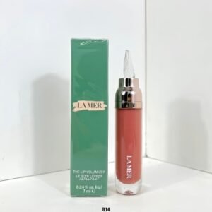 💹22✍️专柜版本/新版
新版 海蓝之谜丰唇蜜7ml,新增10#Sheer Shine透明色 ,现货5色:10#Sheer Shine透明色,20#Sheer Glow肉桂色,30#Sheer Pink粉色,40#Sheer Coral珊瑚色,50#Sheer Berry梅子色。