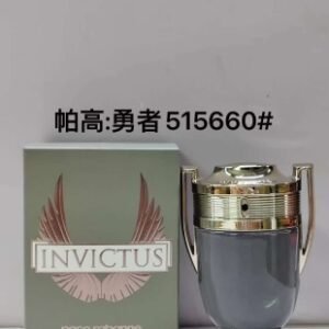💹55✍️专柜版本
paco帕高 战无不胜 勇者/勇士银色奖杯男士香水 100ml ◆香調：木質香調   ◆前味：桂葉、葡萄柚   ◆中味：木質、琥珀   ◆後味：癒創木、龍涎香、廣藿香葉 ◆商品用途：保持身體芬芳。  ◆使用方法：外出或沐浴後，輕輕噴灑於手腕、頸部、耳後等脈搏附近。