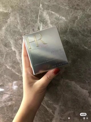💹45✍️专柜版本,眼霜
💹55✍️专柜版本,面霜
💹90✍️专柜版本,眼面两件套
赫莲娜新品溯颜眼霜15ml
赫莲娜新品溯颜面霜50ml
赫莲娜新品溯颜眼面两件套 内含 眼霜15ml 面霜50ml