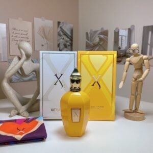 💹70✍️专柜版本
希爵夫金色草木100ml
Xerjoff Erba Gold,2016
品牌:希爵夫
属性:中性香
前调:香柠檬橙子柠檬
中调:果香
后调:麝香琥珀香草