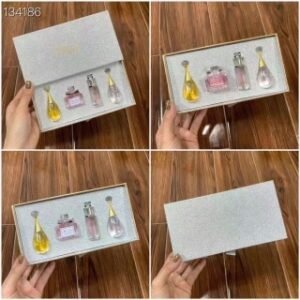 💹30✍️专柜版本
迪奥银盒香水小样四件套