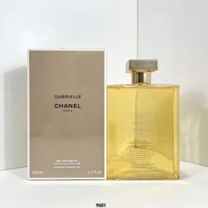 💹40✍️专柜版本
香奈儿嘉柏丽尔沐浴露200ml
香奈儿嘉伯丽尔身体乳200ml