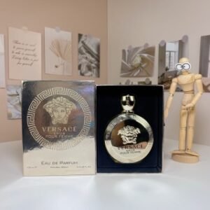 💹60✍️专柜版本
范思哲爱纳斯（爱神)女士100ml
Versace Eros Pour Femme,2014
品牌：范思哲
调香师：Alberto Morillas
Olivier Cresp
Nathalie Lorson
属性：女香
香调：木质花香调
前调：柠檬石榴香柠檬
中调：柠檬花茉莉牡丹
后调：麝香降龙涎香谜木质香檀香木