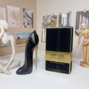💹60✍️专柜版本
赫芮亚高跟鞋好女孩至上80ml
Carolina Herrera Good Girl Supreme,2020
品牌：赫芮亚
属性：女香
香调：花香东方调
前调：森林水果茉莉
中调：零陵香豆晚香玉
后调：香根草