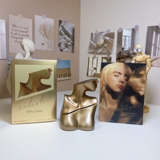 💹65✍️专柜版本
黄色碧梨碧梨同名100ml
Billie Eilish Eilish,2021
品牌:碧梨
属性:女香
香调:美食东方调
前调:糖红浆果橘子
中调:香草可可果辛香料玫瑰
后调:零陵香豆琥珀麝香木质香