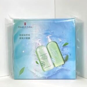 💹85✍️专柜版本
伊丽莎白雅顿绿茶两件套🔜配礼袋❗️伊丽莎白雅顿沐浴露身体乳2件套500ml*2。雅顿身体乳沐浴露两件套！清新身体护理乳礼盒。内含：沐浴露500ml+身体乳500ml。