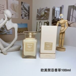 💹50✍️专柜版本
TF 欧美版 禁忌香草 香水100ml
Tom Ford Vanilla Sex,2023
品牌：汤姆福特
属性：中性香
香调：美食东方调
前调：杏仁
中调：香草花香
后调：香草零陵香豆檀香木