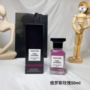 💹45✍️专柜版本
TF香水俄罗斯玫瑰50ml
TF香水俄罗斯玫瑰100ml