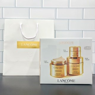 💹160✍️明通版本
兰蔻菁纯三件套面霜款明通版 眼霜20ml 面霜轻盈型60ml 面霜滋润型60ml 细节全对版 味道对香 市面最高版本 非流通普货 正品质量直供 支持对比 配礼袋+海免3标 打12 件24