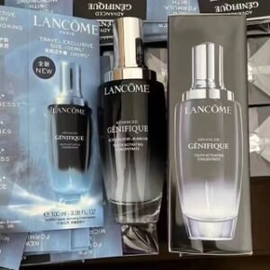 💹48✍️明通版本
老版 兰蔻小黑瓶肌底液100ml 高版本以流通价出 该有的细节都有 支持对比 配海免3标+专柜中文标 打12 件72