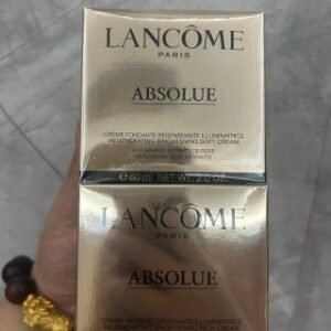 💹95✍️明通贵版 
兰蔻菁纯箐纯面霜60ml 清爽/滋润两款现货，瓶底双打码 市场独家质量 非流通货 供平台 对版对味 可过小红书真假对比图 可佩海免新版三标，需要下单备注！