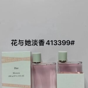 💹50✍️专柜版本
413399巴宝莉花与她edt女士淡香水100ml！