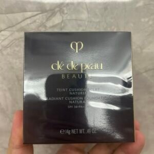💹95✍️明通版本
新款 CPB钻光方气垫14g,现货3色: I10-O10-O20.最新日期.可配中文标,需要下单备注!