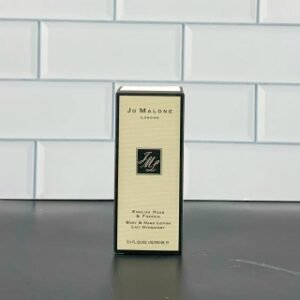 💹22✍️专柜版本,价格调整
祖马龙英国梨身体乳100ml,沐浴露100ml