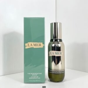 💹36✍️专柜版本
海蓝之谜活颜精华露30ml/ZP版 ) A83编码！可配三标✔海蓝之谜活颜升级版精华30ML如果想抗皱淡化细纹收缩毛孔就选它👏不分年龄不分肤质，我想不止是明星效应，更多是因为它产品本身带给肌肤的感觉‼️La Mer海蓝之谜这款新生修复活颜焕肤精华露，算是一瓶完美的精华，质地柔滑，极易吸收，提拉紧致，淡化皱纹、细致毛孔 一瓶搞定。新版海蓝之谜活肤焕颜精华露30ml提拉紧致滋润保湿补水。