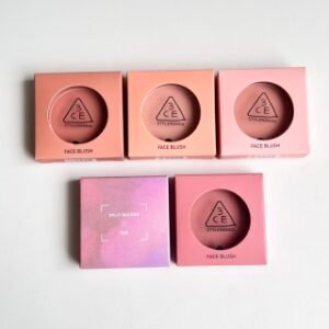 💹20✍️专柜版本
3ce单色腮红!色号:rose beige#,nude peach#,mono pink#,city mauve#,fig dive#。