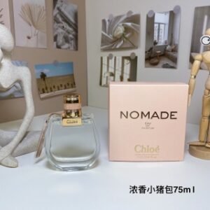 💹45✍️专柜版本
113347蔻依小猪包女士浓香75ml
944253蔻依小猪包女士淡香75ml