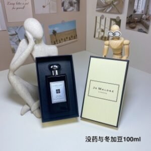💹45✍️专柜版本，老版
祖马龙祖玛珑黑瓶没药与冬加豆100ml