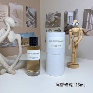 💹60✍️专柜版本
Dior迪奥典藏沉香玫瑰香水淡香香氛125ml