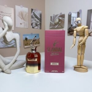 💹62✍️专柜版本
高缇耶丑闻女士香水精粹版80ml
高缇耶丑闻男士香水精粹版100ml